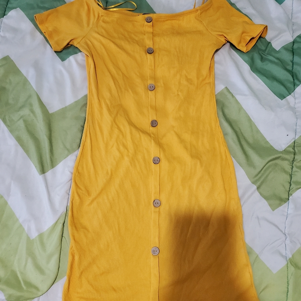 Forever 21 yellow button down dress